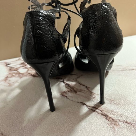 Stuart Weitzman Black Patent Leather Excite Pointy Toe Lace Up Pumps 6.5 M. - Picture 7 of 11